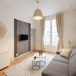 Champs Elysees - Prestige Apartment For 4