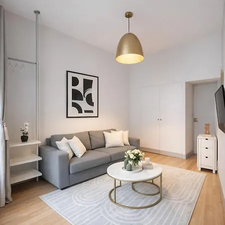 Champs Elysees - Prestige For 4 * Parigi